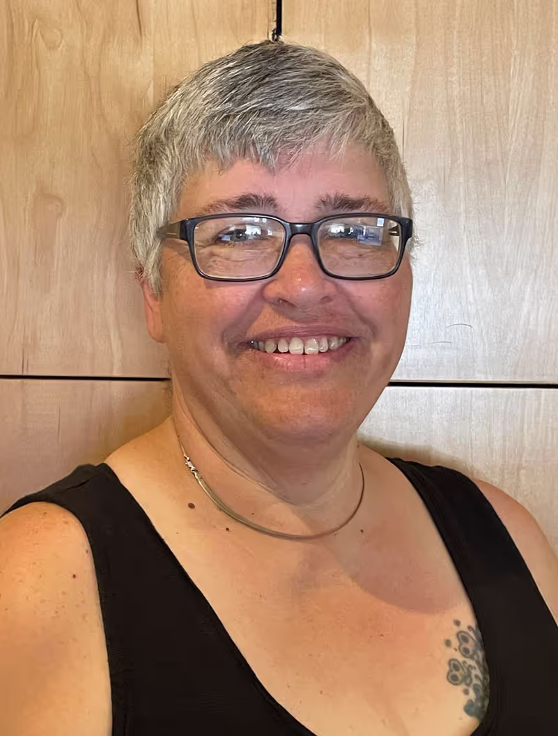 Lisa Phillips, RMT